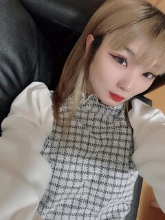 『なにしてるの…？ふたば、ひまだよ♡』